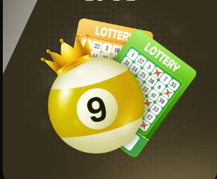 诺伊尔妻子挺着孕肚现身安联球场，两人即将迎来第二个孩子